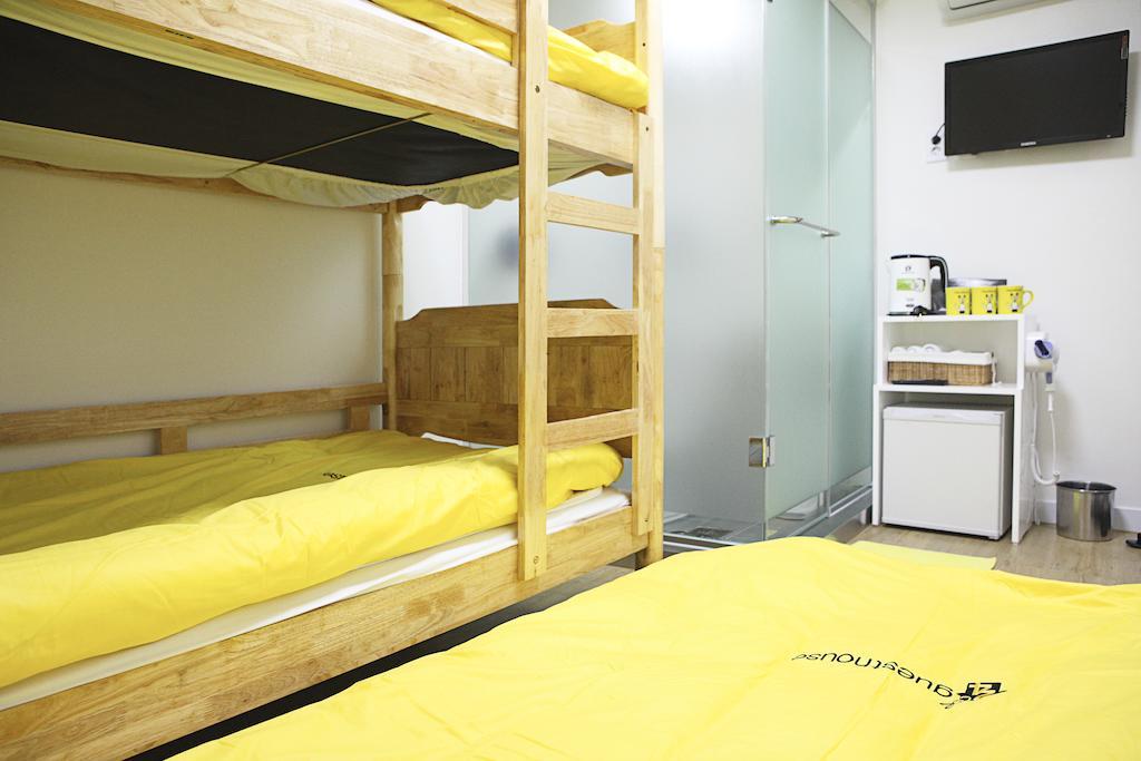 24 Guesthouse Myeongdong City Seoul Room photo